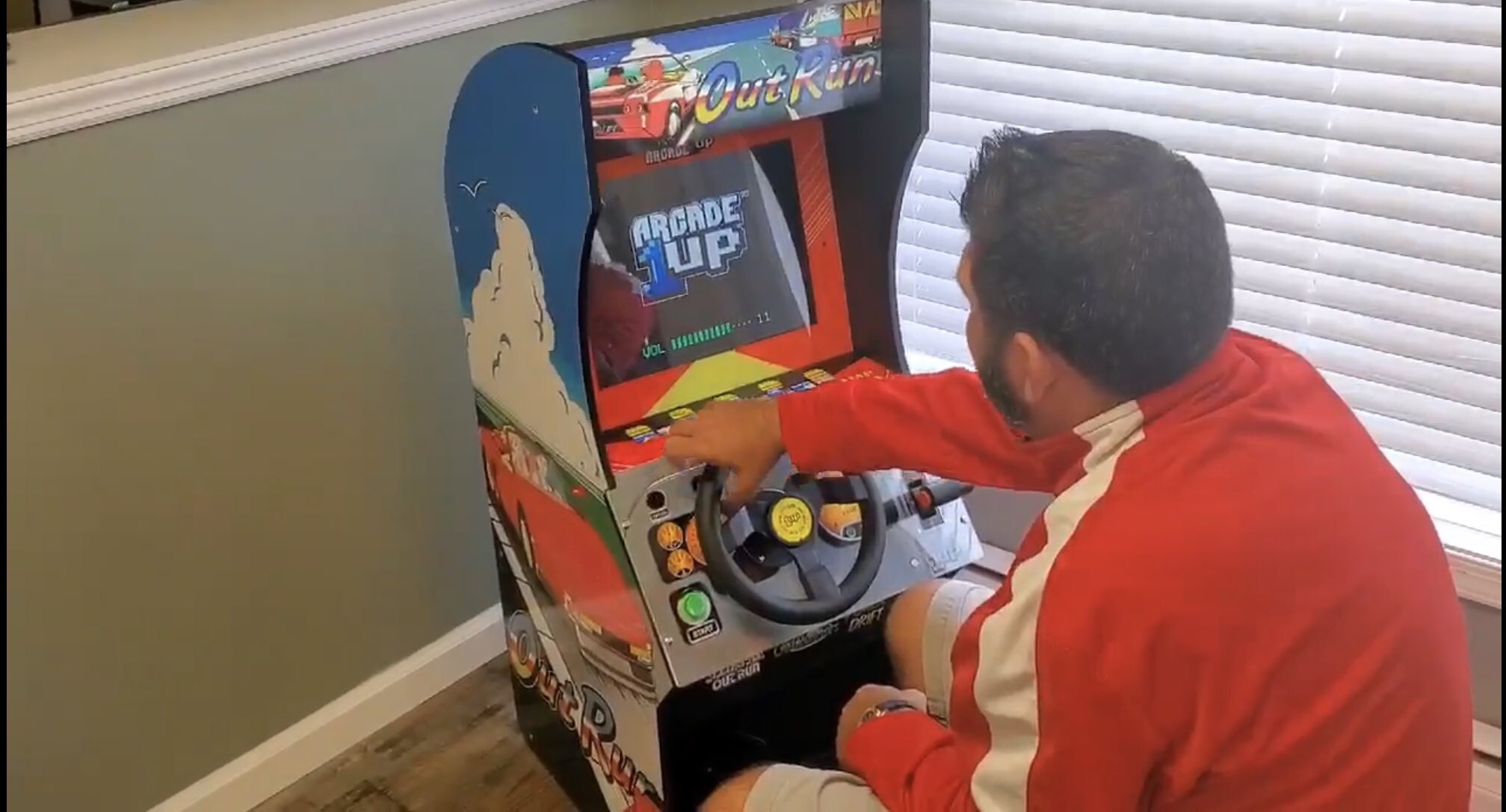 First pictures of a REAL Arcade1up Outrun cabinet : r/Arcade1Up