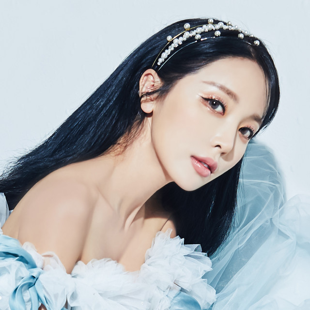 HONG JIN YOUNG | Spotify