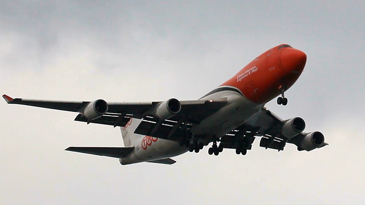 SIN/WSSS] Boeing 747 of various airlines at Changi Airport in