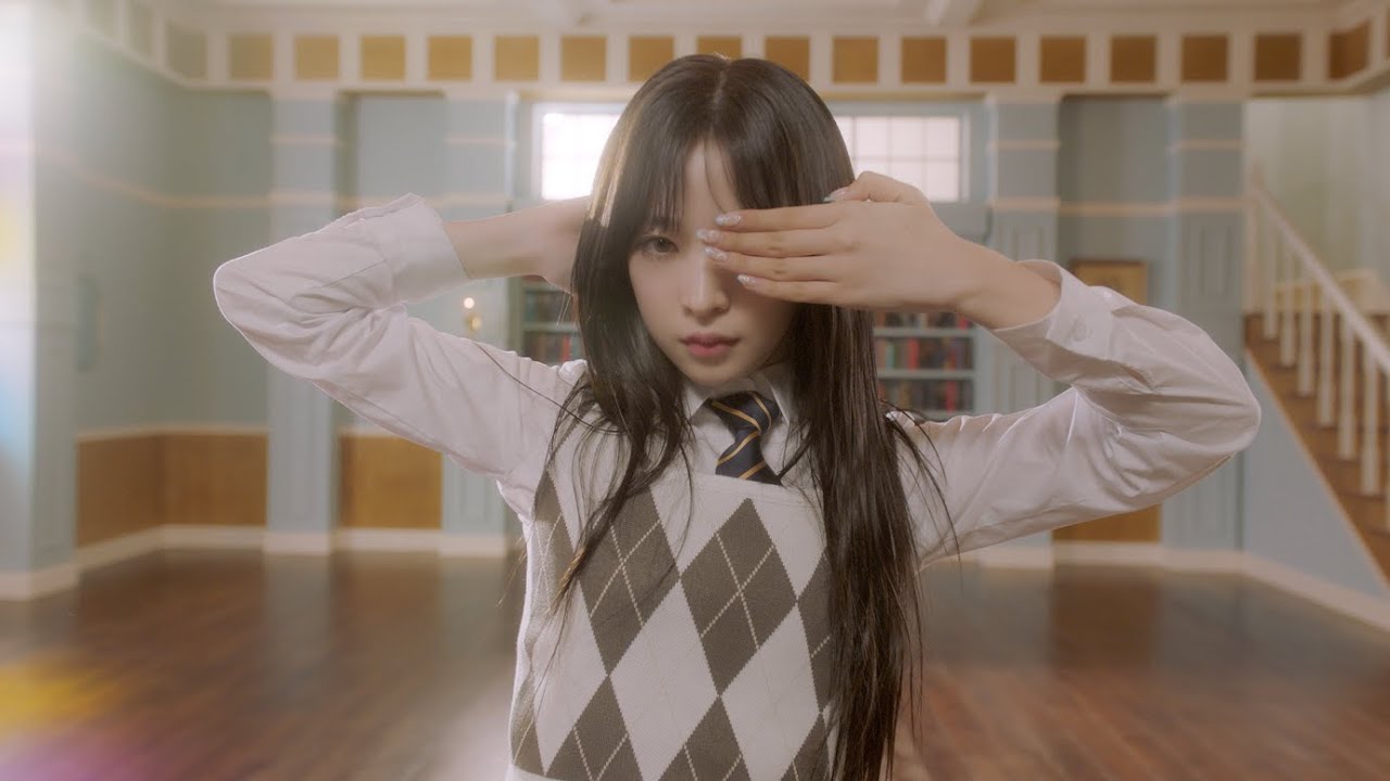 Billlie - GingaMingaYo (the strange world) - Japanese ver. - (M/V