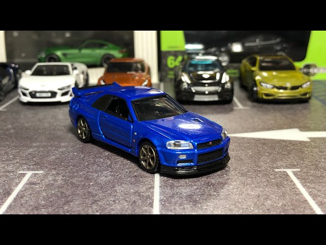 Nissan Skyline GT-R V-Spec II NUR R34 Tomica Premium - YouTube