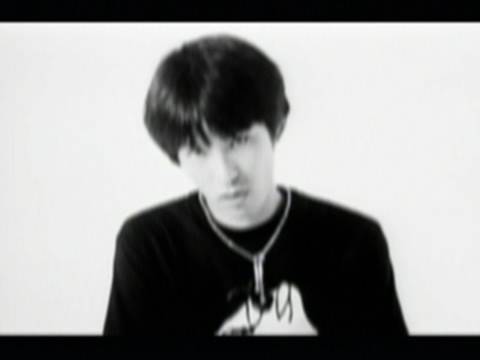 スピッツ / 青い車 - YouTube