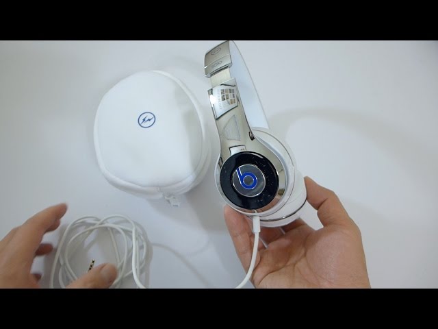 First Look: Chrome Beats Solo2, x-Fragment Design - YouTube
