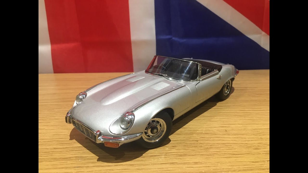 1:18 Autoart Jaguar E-type Roadster V12 - YouTube