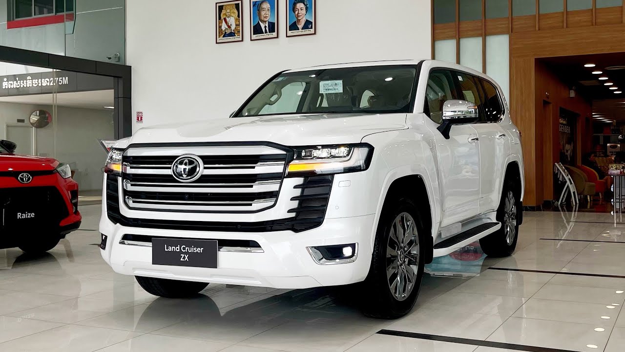 Toyota Land Cruiser ZX 2024 | Luxury Car | Diesel 3.3L Twin Turbo