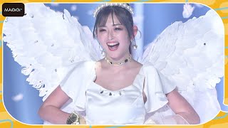 ゆうちゃみ、美脚すらりの「天使」に変身 大きな羽を着けてランウエー