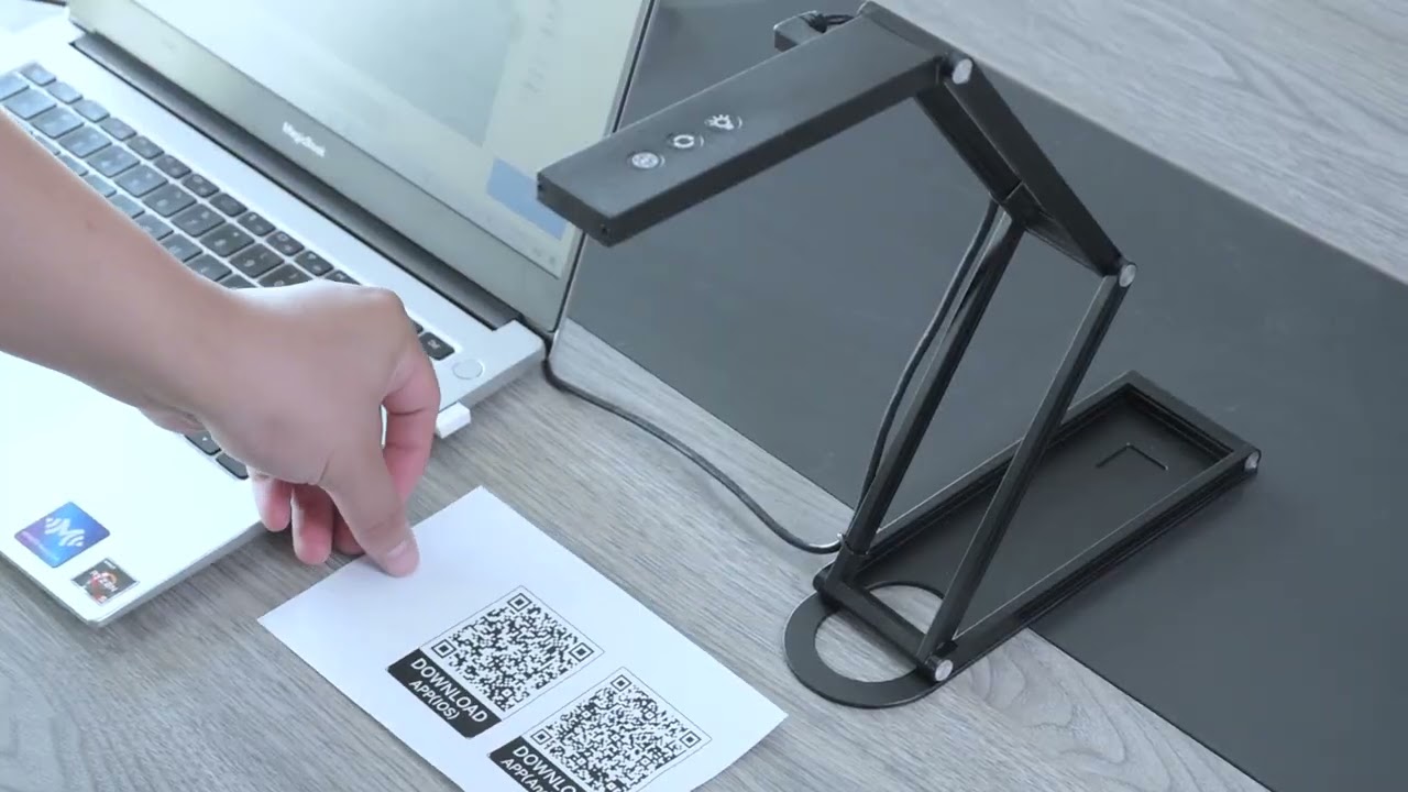 12.5mmの薄さで充実の機能と自由なスキャンを実現！ 持ち運びにも最適