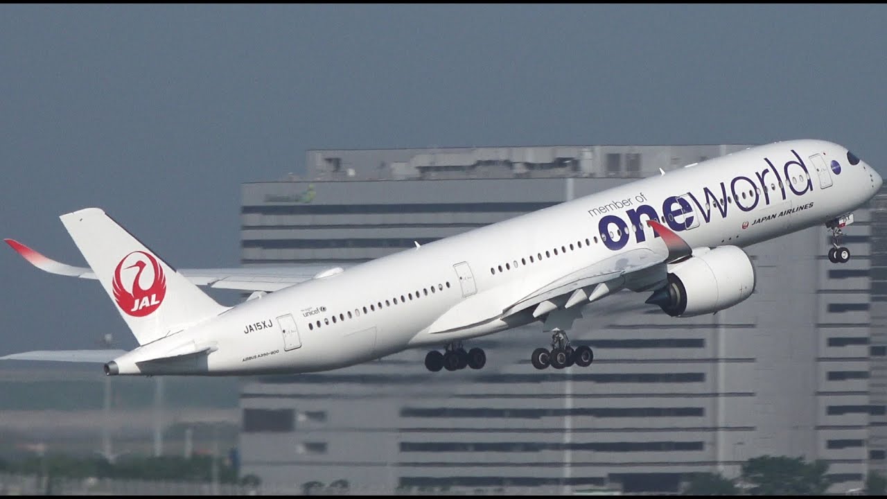 JAL Oneworld Livery Airbus A350-900 JA15XJ Takeoff from HND 16R
