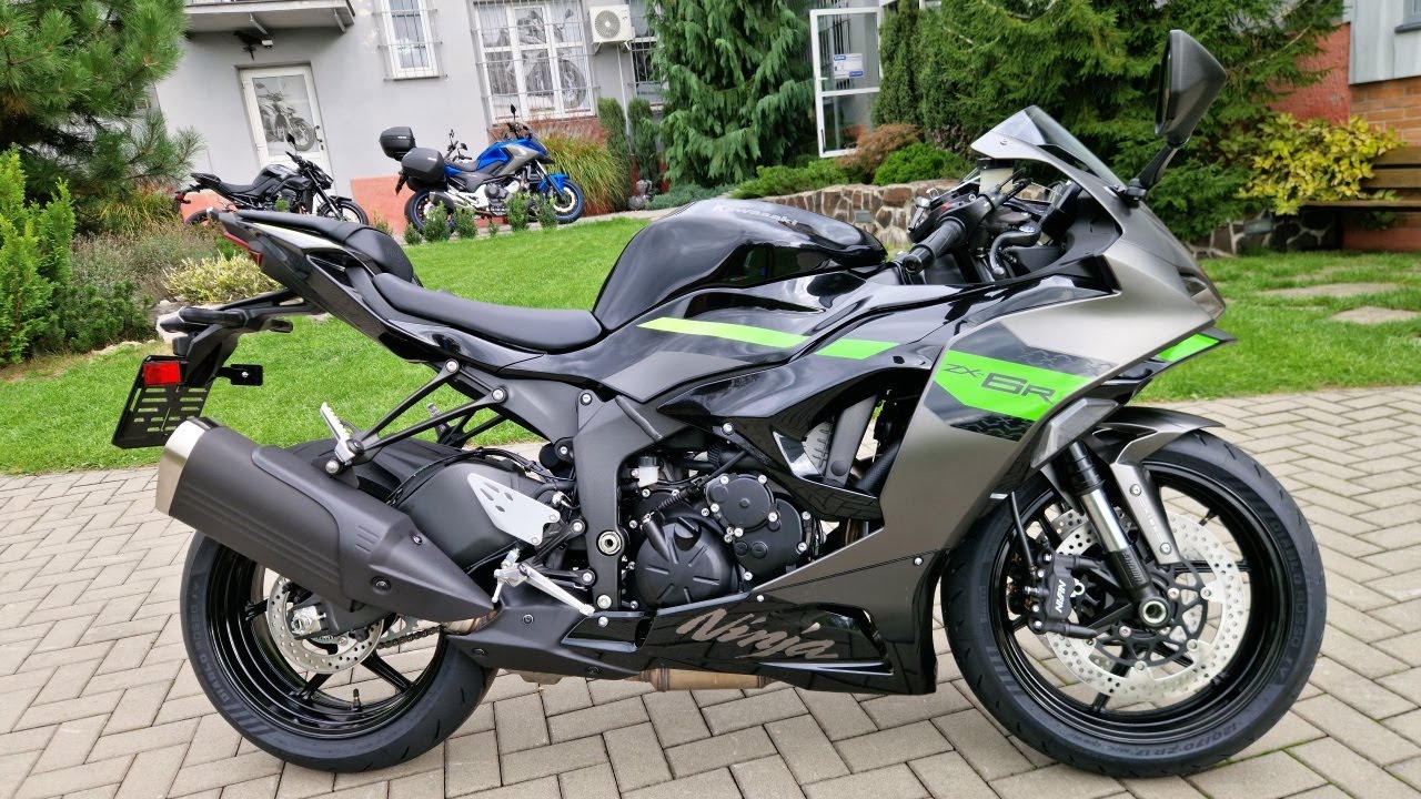 Kawasaki Ninja ZX-6R Metallic Matte Graphenesteel Gray MY2026 4K