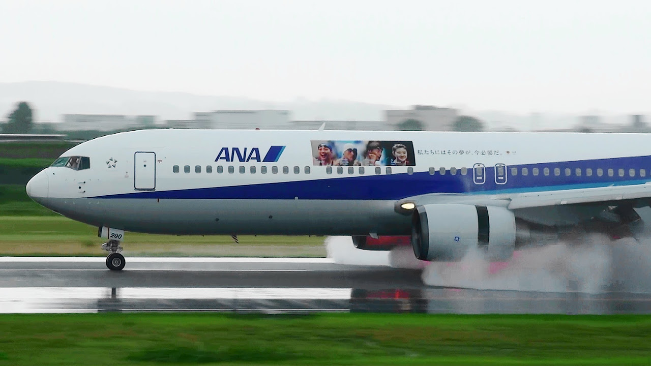 ロンドン五輪 特別塗装機] ANA 767-300 JA8290 LANDING TOYAMA Airport