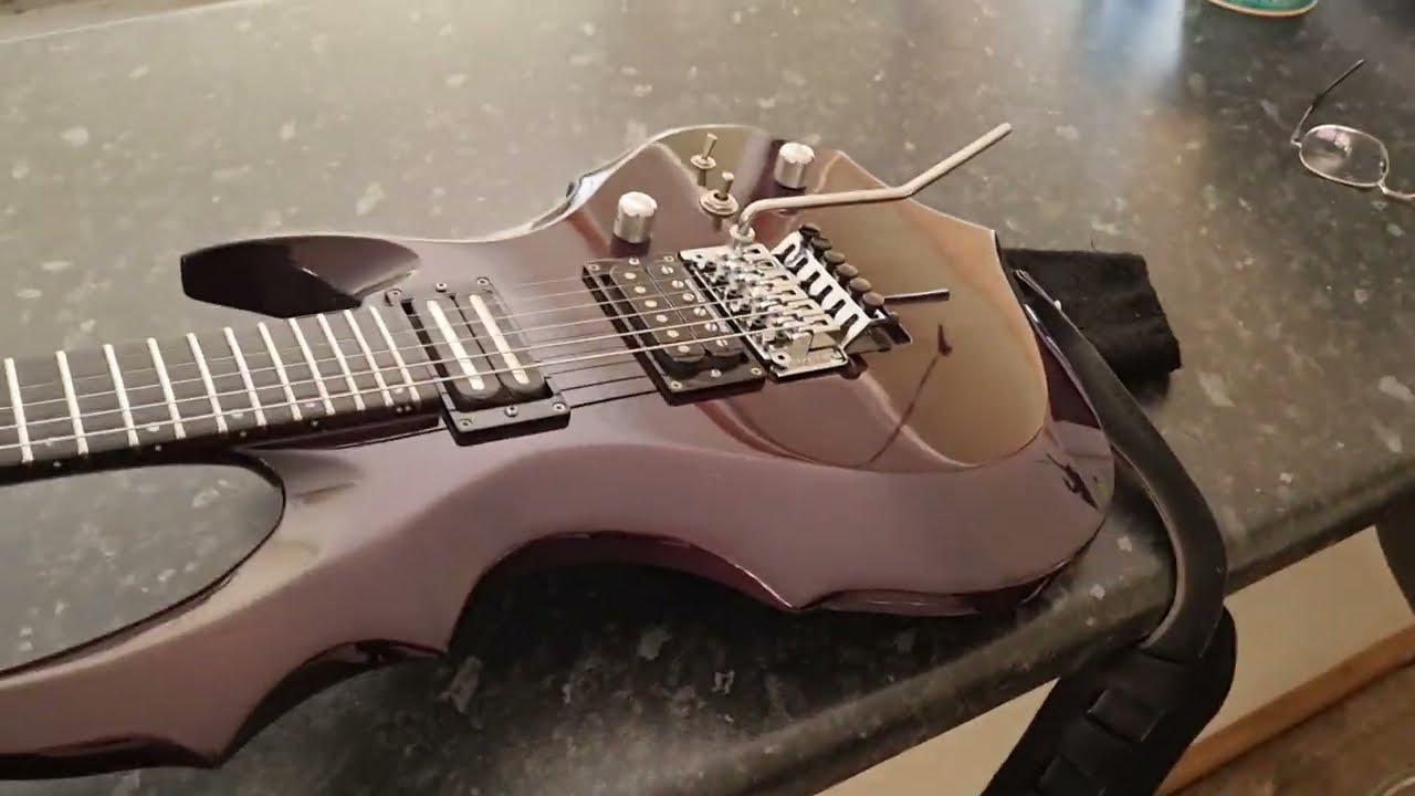 Edwards E-FR130GT Play through - YouTube