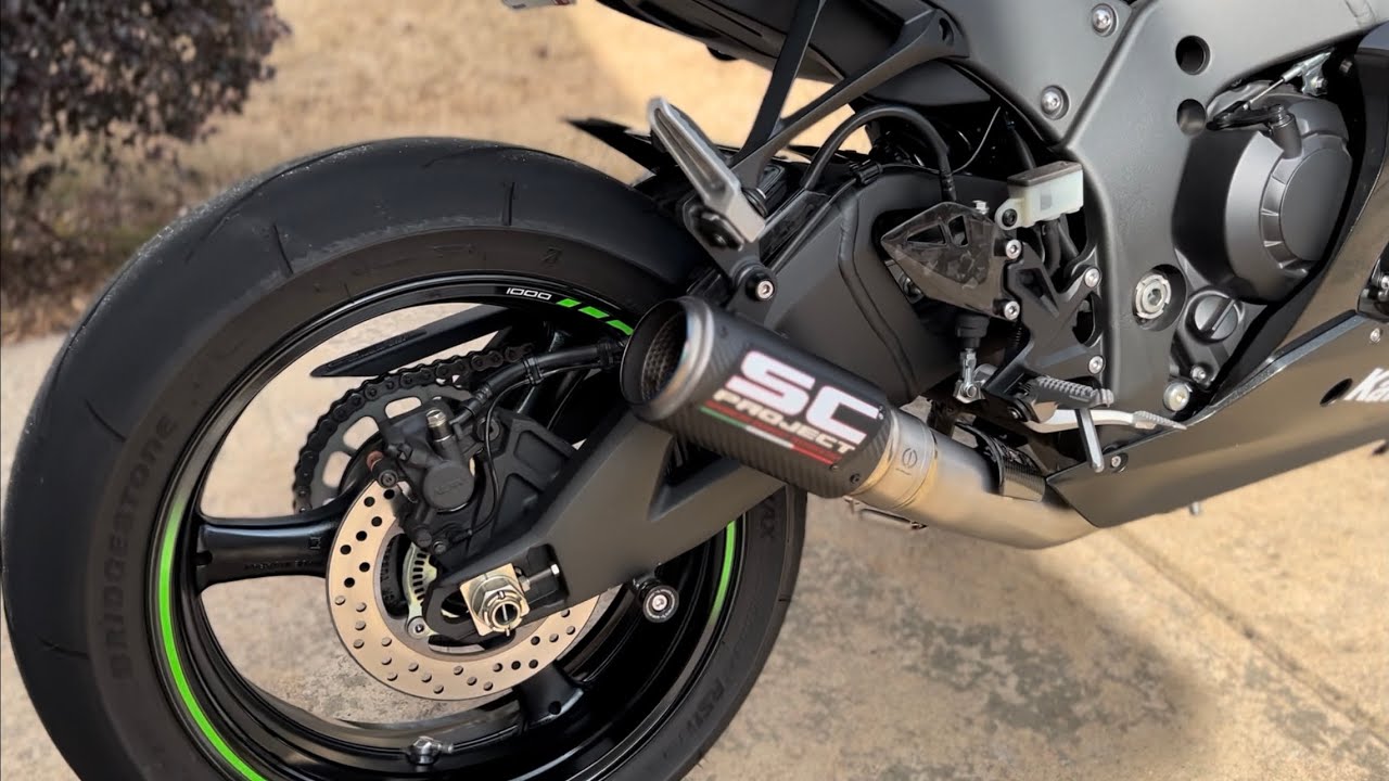 Too Loud? SC Project CR-T vs M4 Slayer Kawasaki Ninja ZX10R (Gen 6