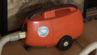 ナショナル電気掃除機 床移動型:MC-602C 青いチリプル - YouTube