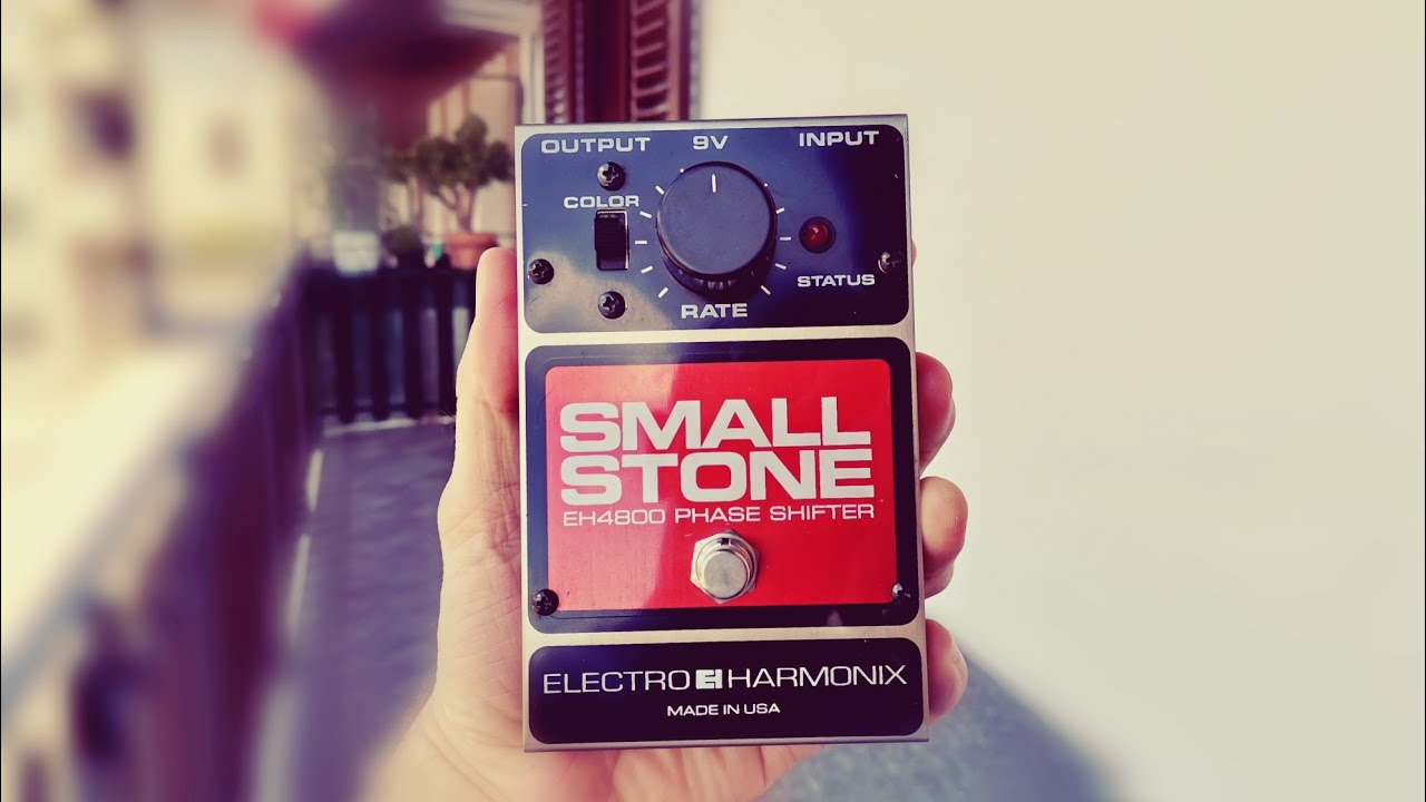 Electro Harmonix Small Stone EH4800 Phase Shifter - YouTube