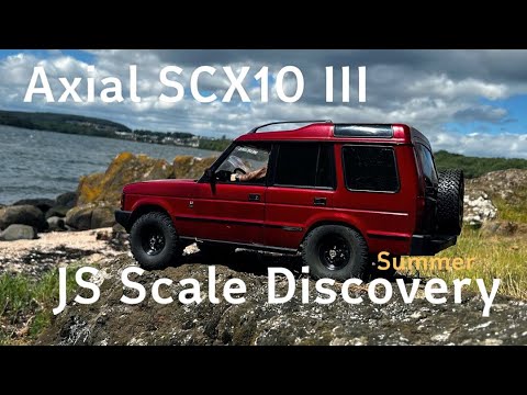 Axial SCX10 3 with JS Scale Land Rover Discovery. 'Summer