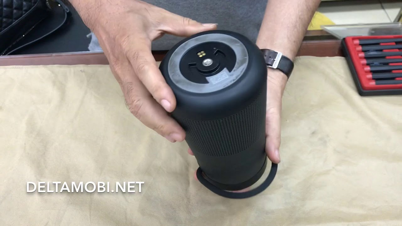 Teardown Bose Revolve blus - YouTube