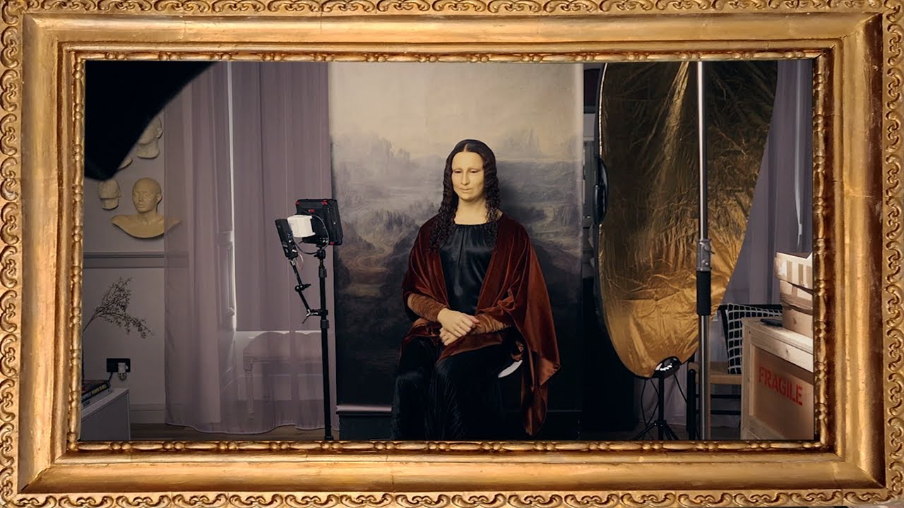 ファッションショーにモナリザ現る!? 大人気インフルエンサーが名画を