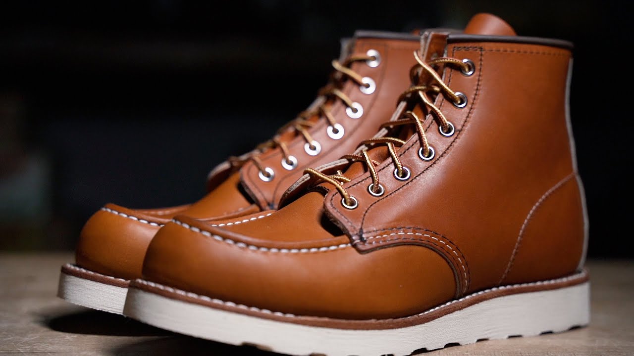 Shop the Moc Toe 8138 | Official Red Wing Shoes Online Store