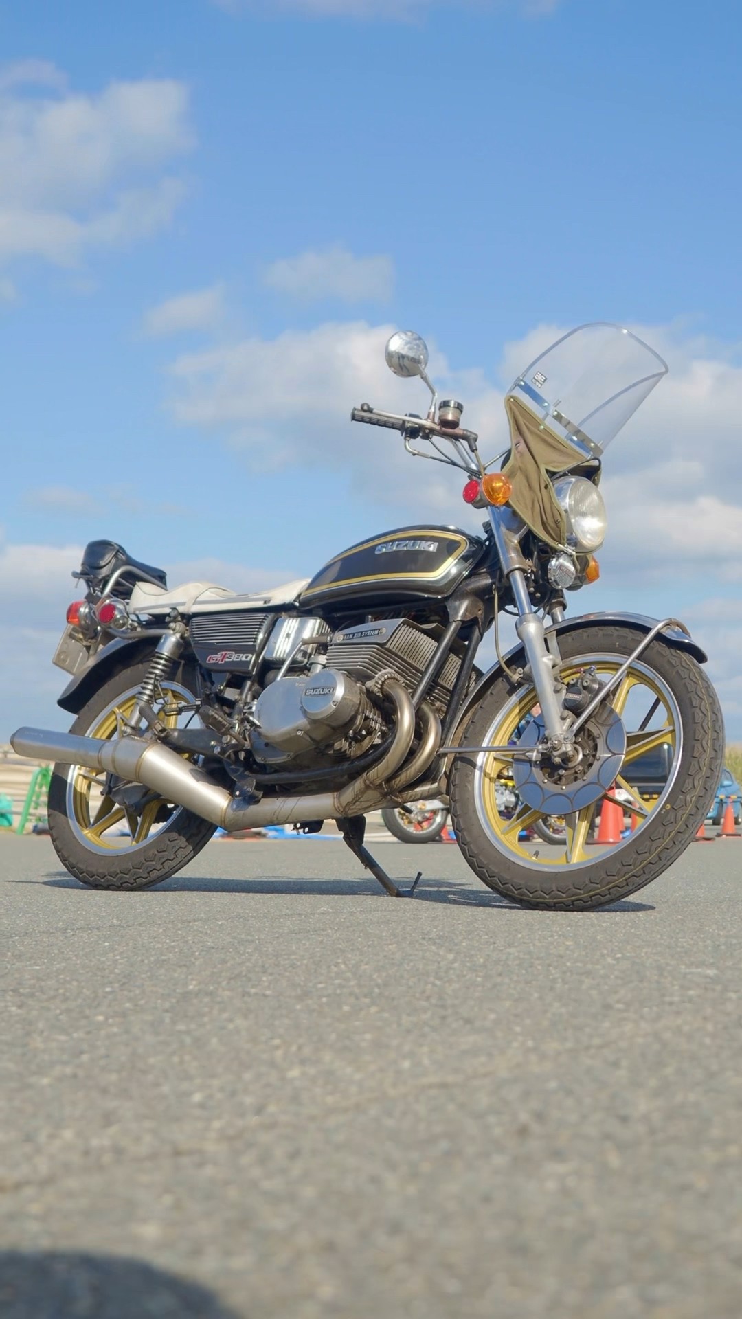 ヒヅキステンレス集合チャンバー音】SUZUKI GT380 ラムエアーシステム