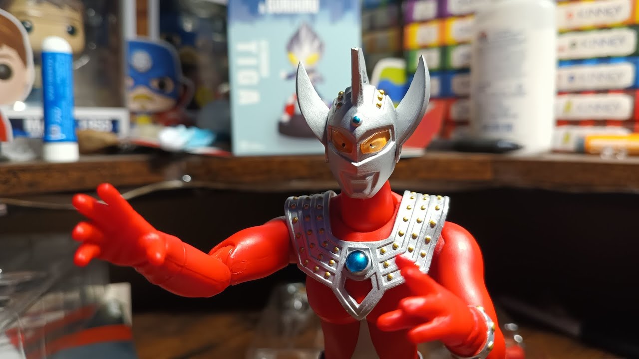 解説】DGウルトラマン4 - YouTube