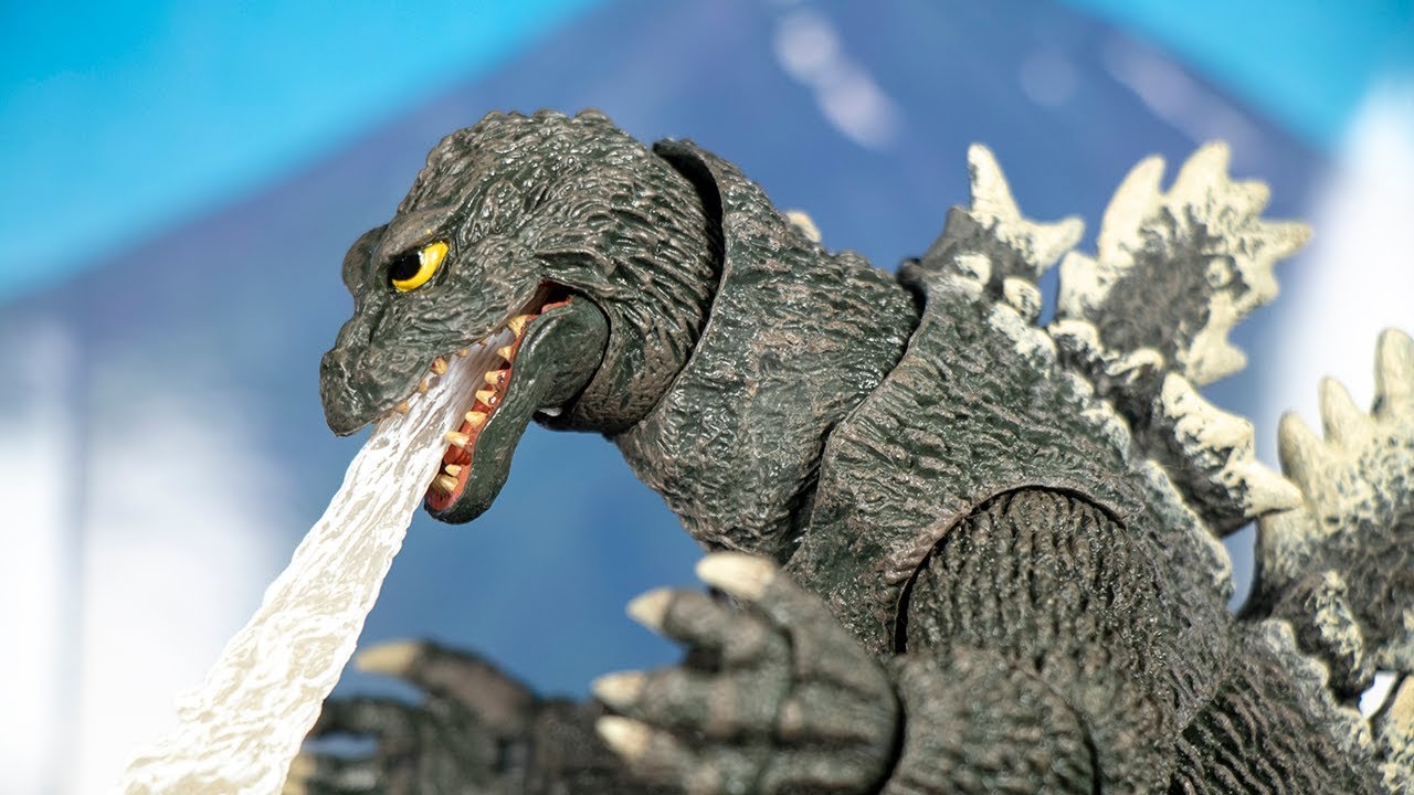 NECA Godzilla 1962 Review: Check Out His Tail! - YouTube