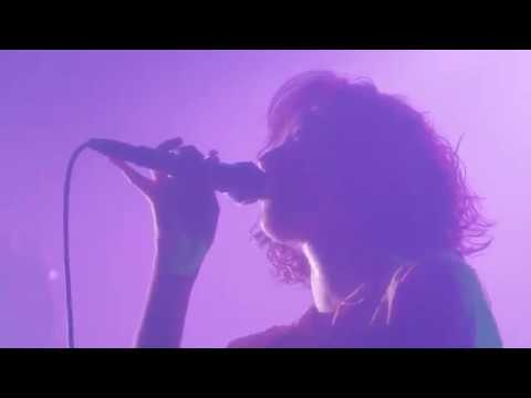 赤い公園「絶対的な関係」ベストアルバム『赤飯』～熱唱祭り盤～収録