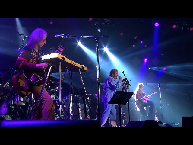 Yes ~ And You and I ~ Live at Montreux [2003] [HD 1080p] - YouTube