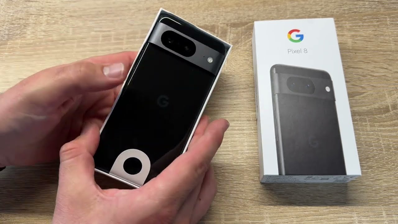 Google Pixel 8 Obsidian black - The only phone engineered by