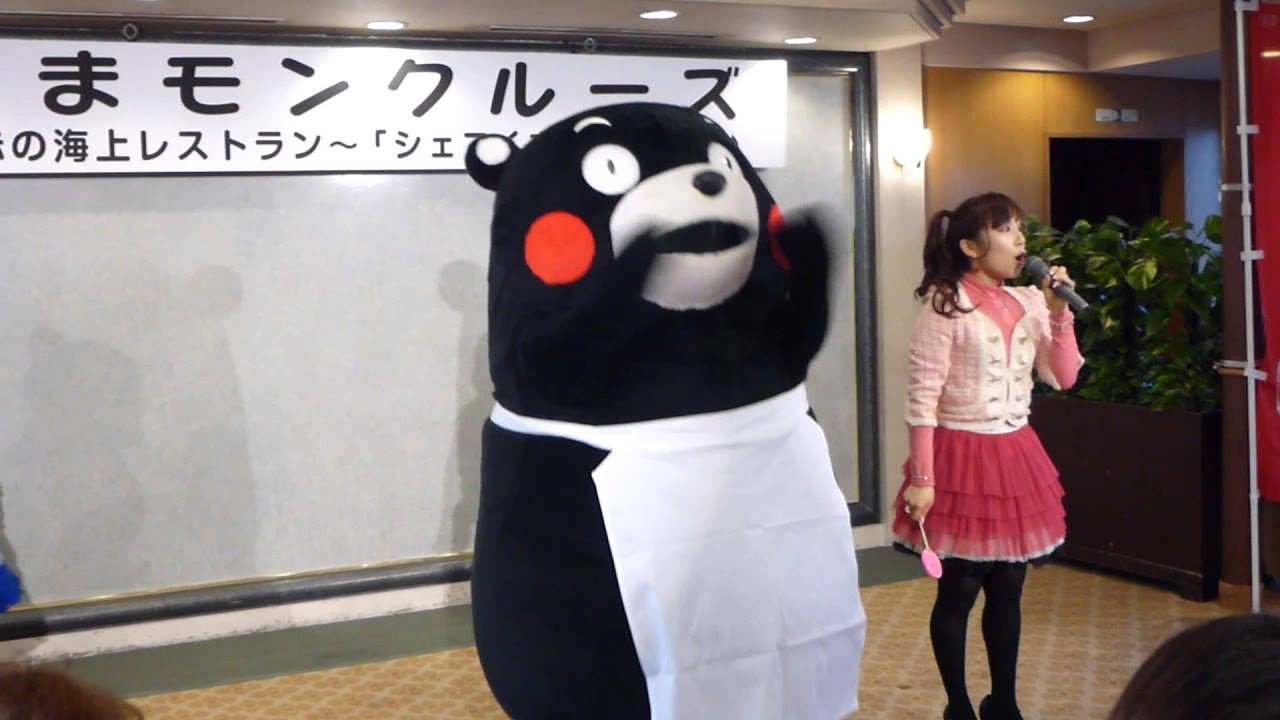 お姉さんのスカートを2度もめくるくまモン☆2014/03/22サンセット