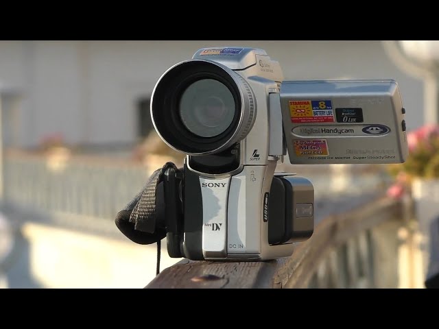 📹📼 Sony Handycam DCR-PC110E (2000) mini dv - YouTube