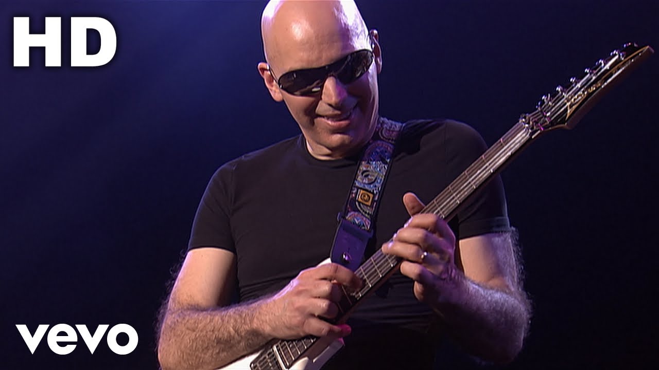 Joe Satriani - Flying In a Blue Dream (from Satriani LIVE!) - YouTube