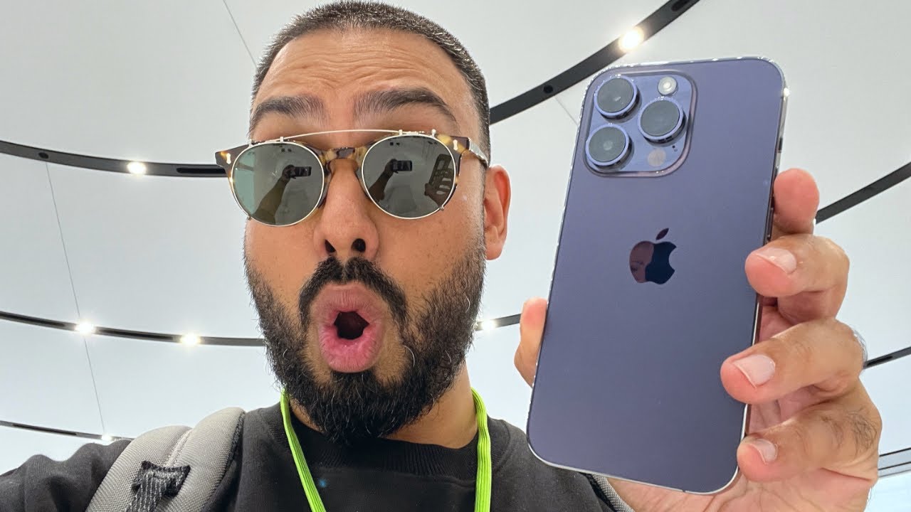 EARLY iPhone 14 Pro (Purple) HANDS-ON - YouTube