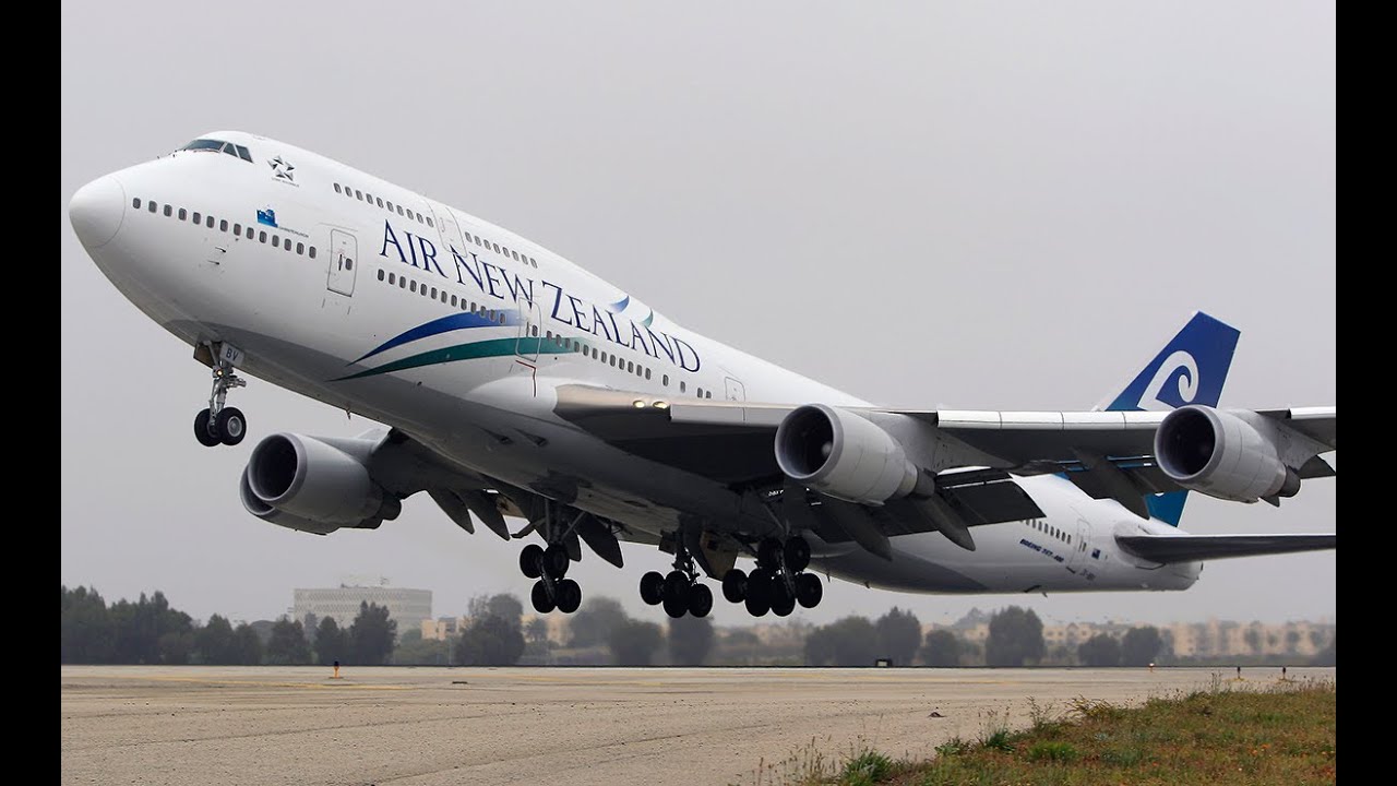Air New Zealand Boeing 747-475 [ZK-SUH] Farewell Flight - YouTube