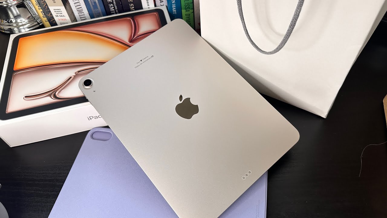 Unboxing the “NEW” IPad Air M3 Starlight 11 inch 2025 - YouTube
