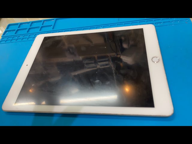 バッテリー残量96%】 iPad 第6世代 (2018) 128GB バッテリー残量96