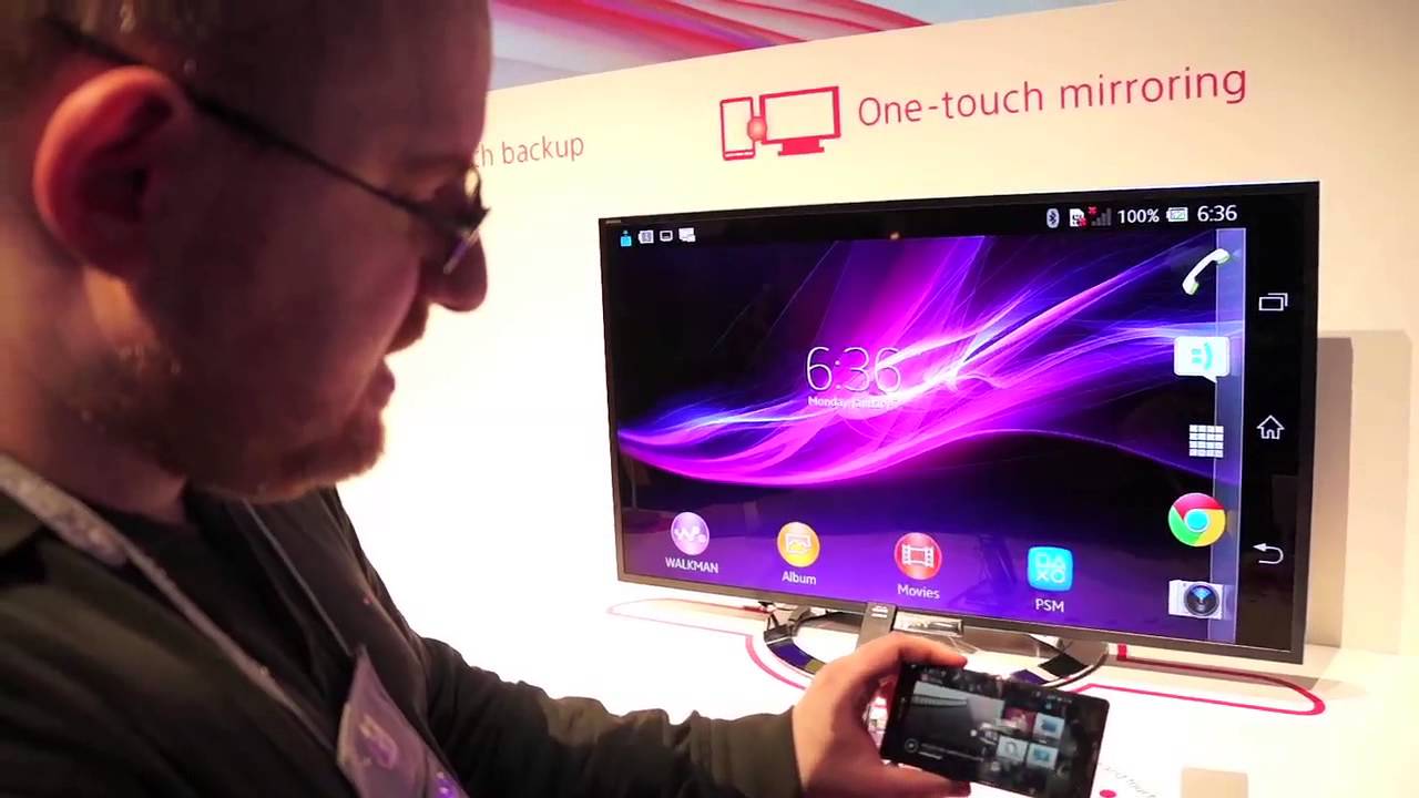 Sony KDL-40W900A NFC-Enabled TV Streams From Your Phone With one