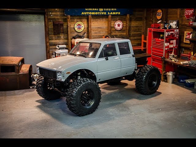 First Look, The New RC4wd C2X Class 2 Scale RC Truck, Part 1 - YouTube