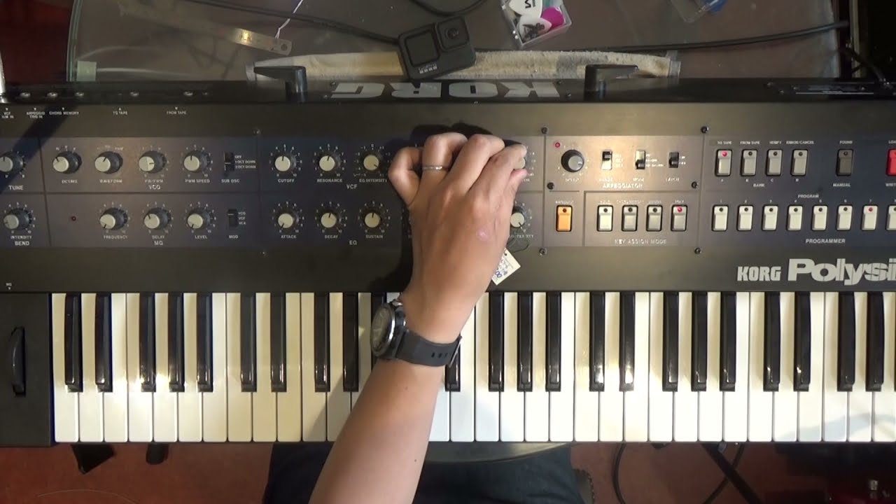 中古販売】'81年製 KORG POLYSIX アナログシンセサイザー - YouTube