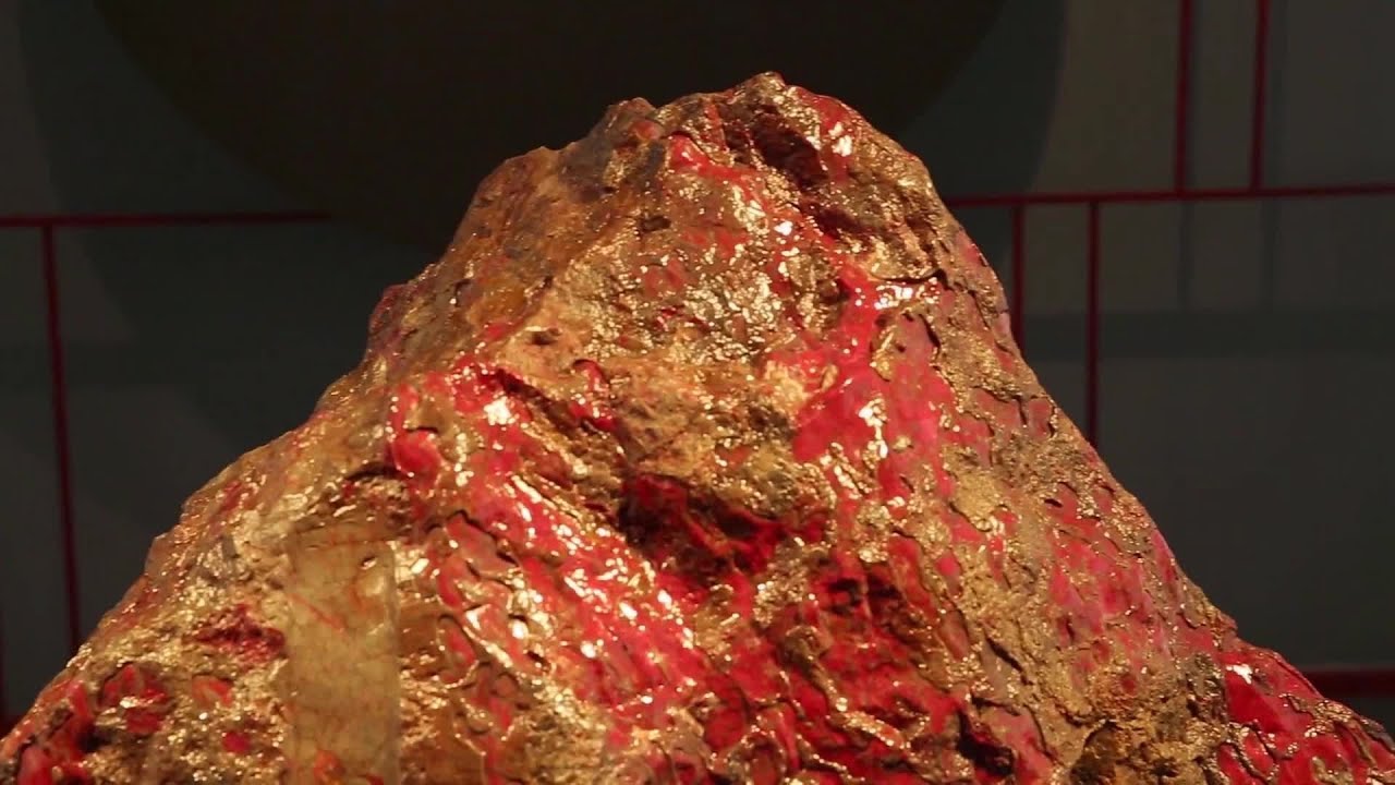 昌化鶏血石の彫刻、匠が作り出す美 浙江省 - YouTube