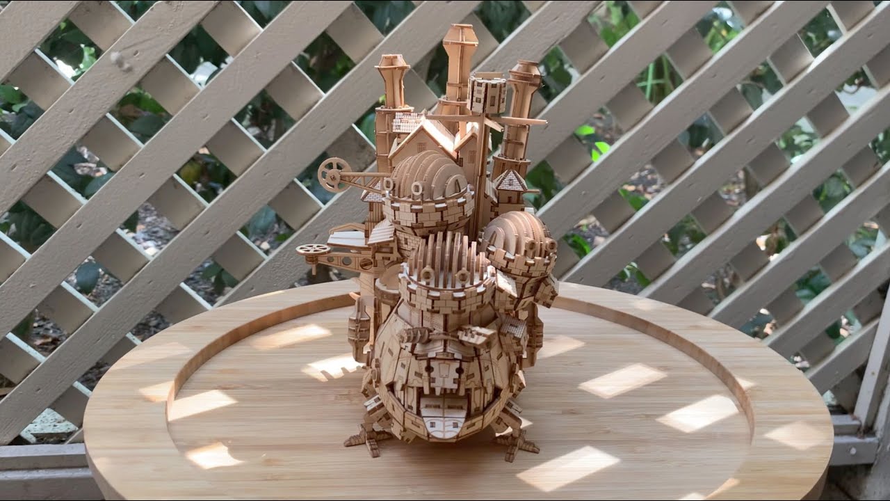 Howl's Moving Castle. Ki-gu-mi. Wooden Art Puzzle. Ходячий Замок