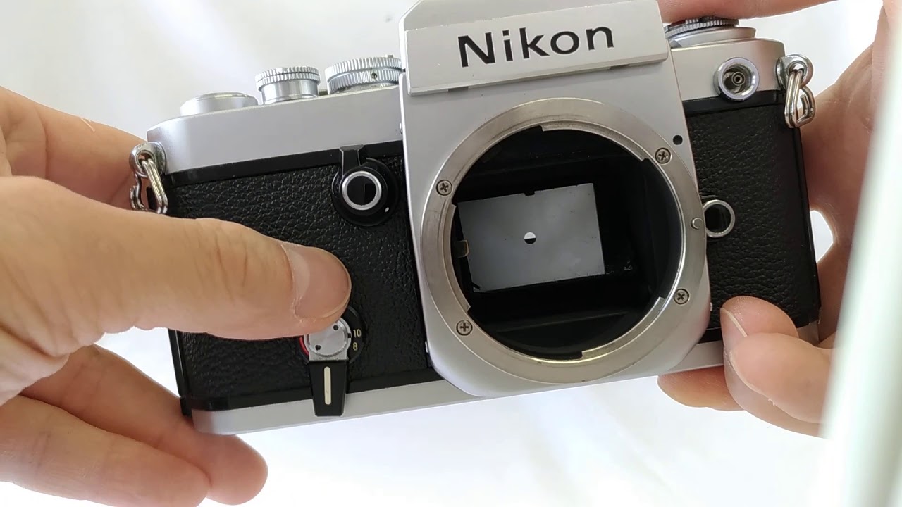 Nikon F2 Eye Level 35mm SLR Film Camera DE-1 Finder SN805* with