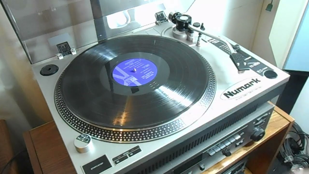 Numark TT-1910 Direct Driven Turntable (B) - YouTube