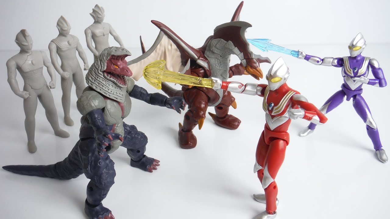 プレミアムバンダイ限定 超動ウルトラマン ウルトラマンティガ -光を