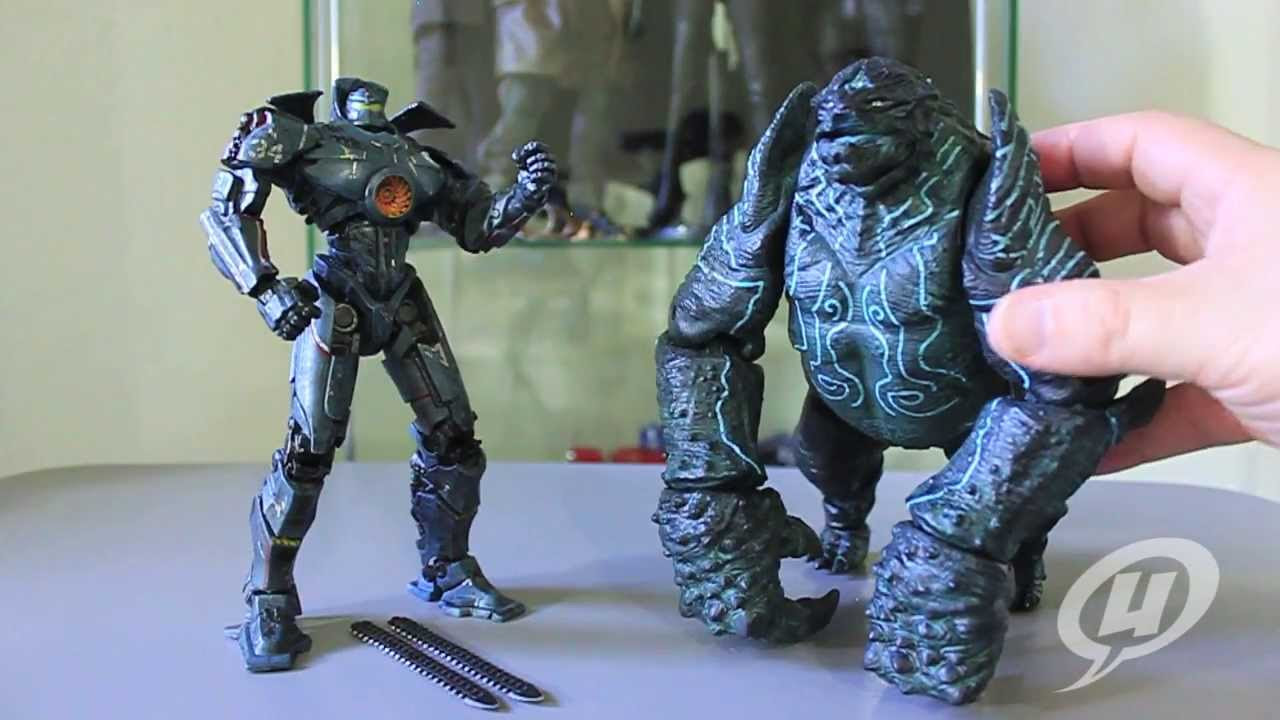 Ungrownups Video Transmission: NECA Pacific Rim Battle Damaged