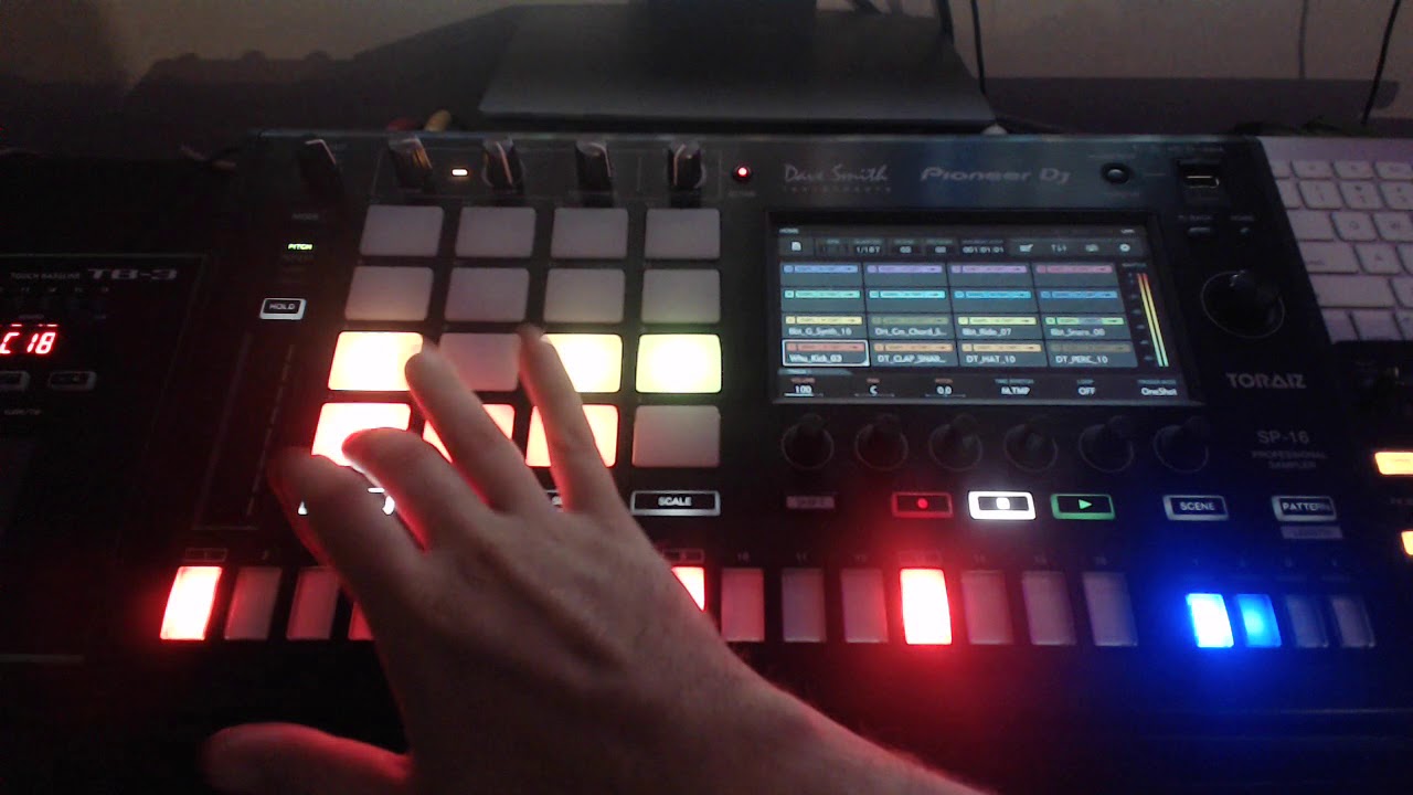 Pioneer DJS-1000 and Pioneer Toraiz SP-16 - YouTube