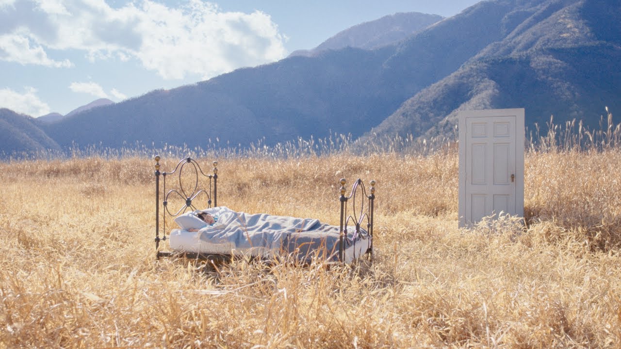 あいみょん - スケッチ 【OFFICIAL MUSIC VIDEO】 - YouTube