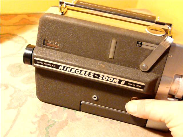 NIFTYTHRIFTYGIRL: Vintage Nikon Nikkorex Zoom 8 movie camera - YouTube