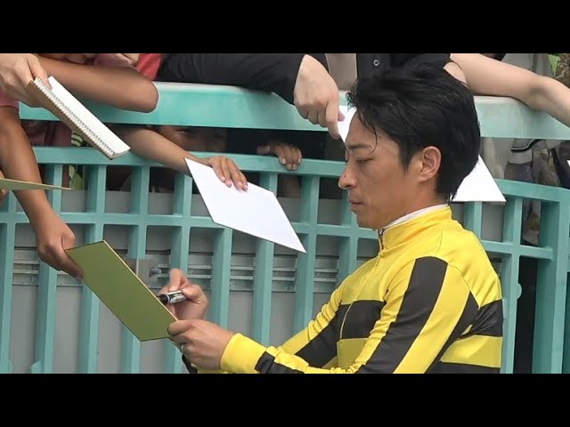 男の子が『川田さんサイン下さい』を連呼すると…サインをしないつもり