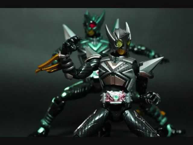Toy Review: S.H. Figuarts Kamen Rider Punch Hopper and Kick Hopper