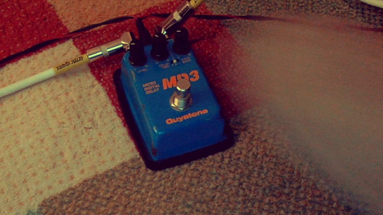 Guyatone MD3 Micro Digital Delay - YouTube